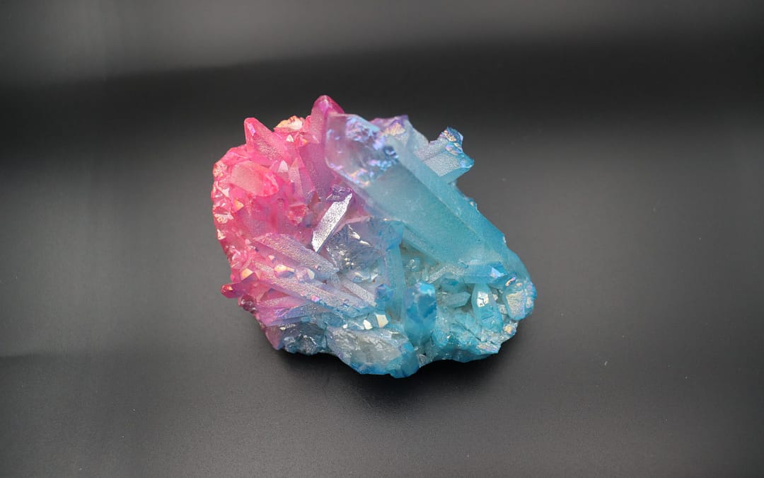 Kristali Kroz Vekove: Putovanje Kroz Njihovu Istoriju i Značaj